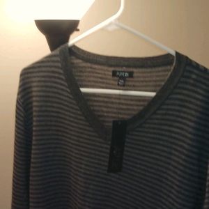 APT 9 V-Neck Sweater